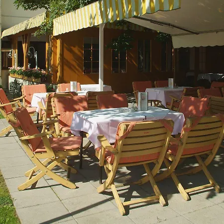 Hotel-garni Stern - &