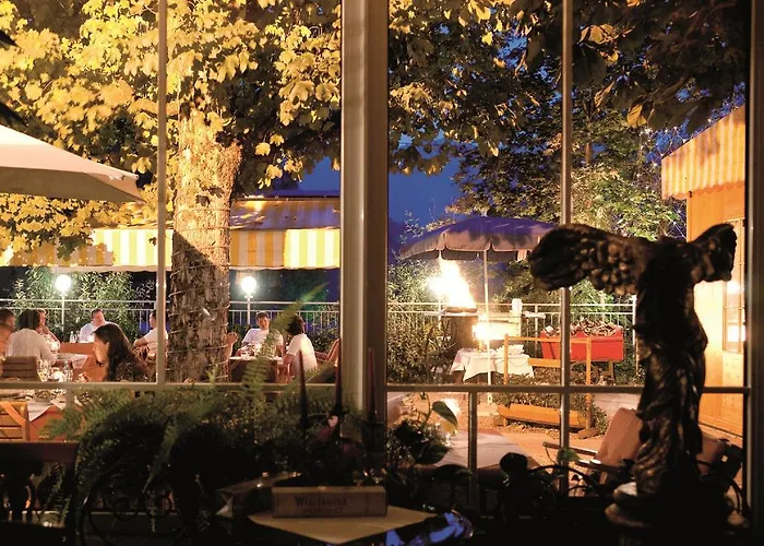 Отель Hotel-garni Stern - & Имст