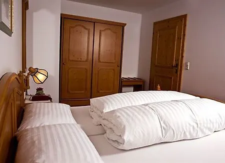 Hotel-garni Stern - & Ξενοδοχείο 4*